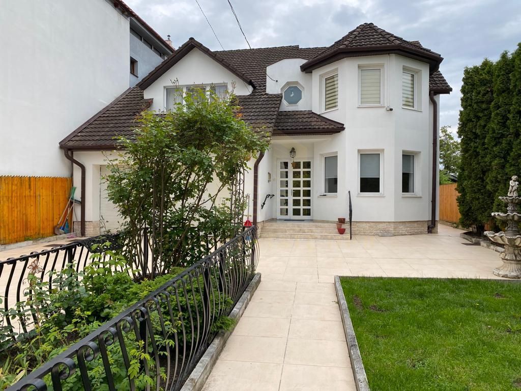 Vanzare casa individuala, 304 mp, teren 700, Gruia - Poză 1