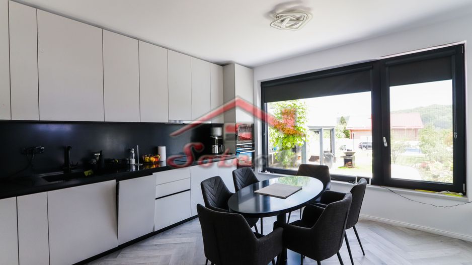 VILĂ MODERNĂ DE LUX CU PISCINĂ, FOTOVOLTAICE ȘI FOIȘOR – BREAZA - Poză 26