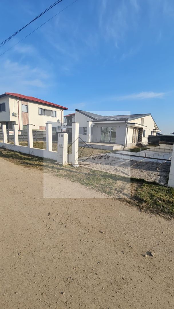 Case de vanzare Tunari - Poză 3