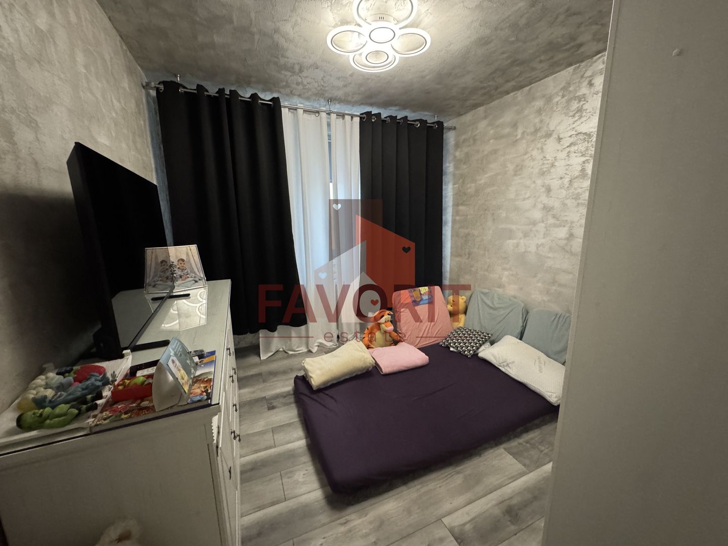 Etaj intermediar. Pozitie excelenta. Boxa in CF - Poză 11