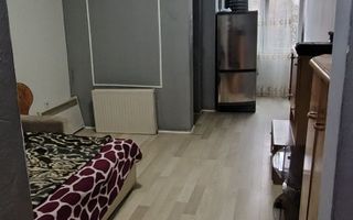 BRASADAS vinde garsoniera la etajul 1/4 pe Ostrovului. - Poză 1