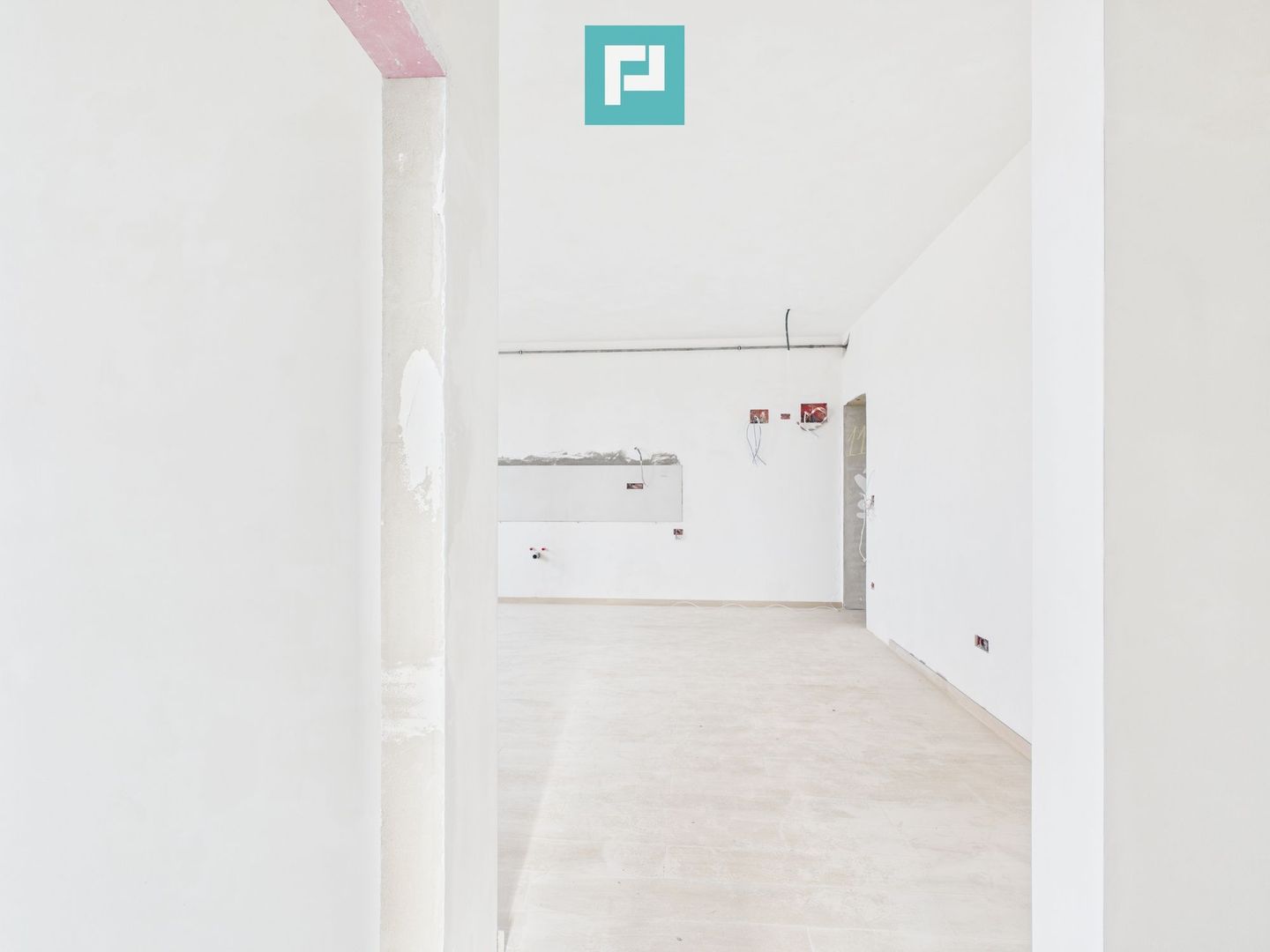 Apartament spatios în Freidorf lângă Shopping City - Poză 2