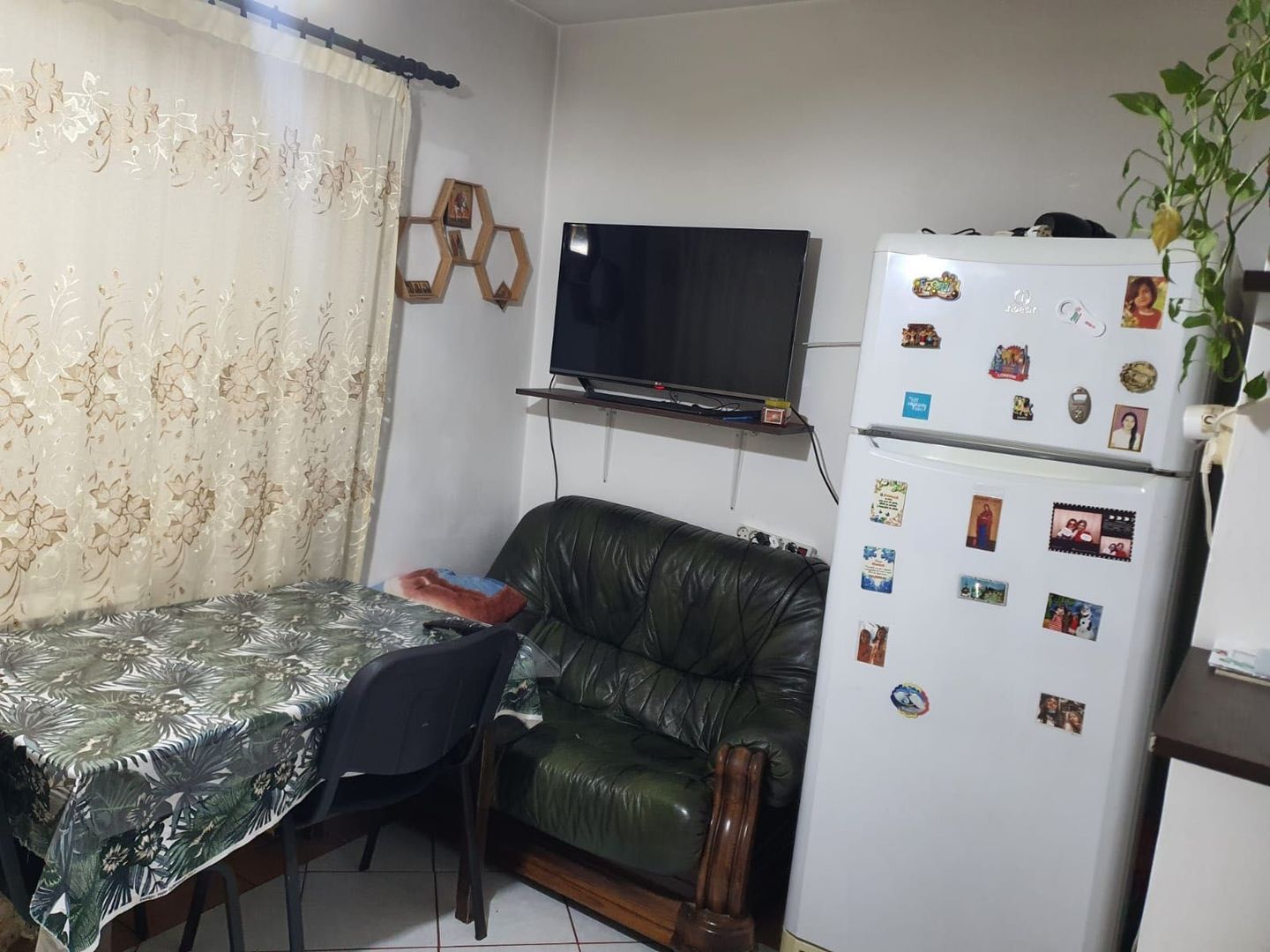 De vanzare garsoniera mobilata,utilata, Margeanului/Sos Alexandriei - Poză 4