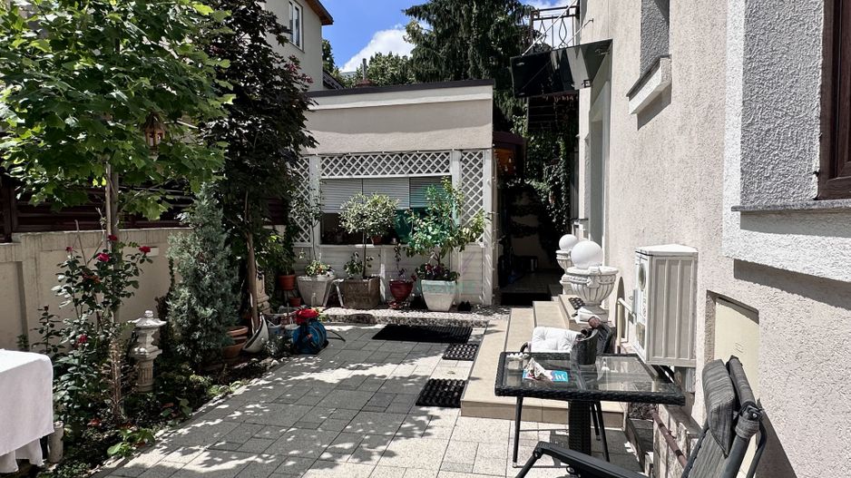 Casa renovata in zona Vatra Luminoasa - Poză 1