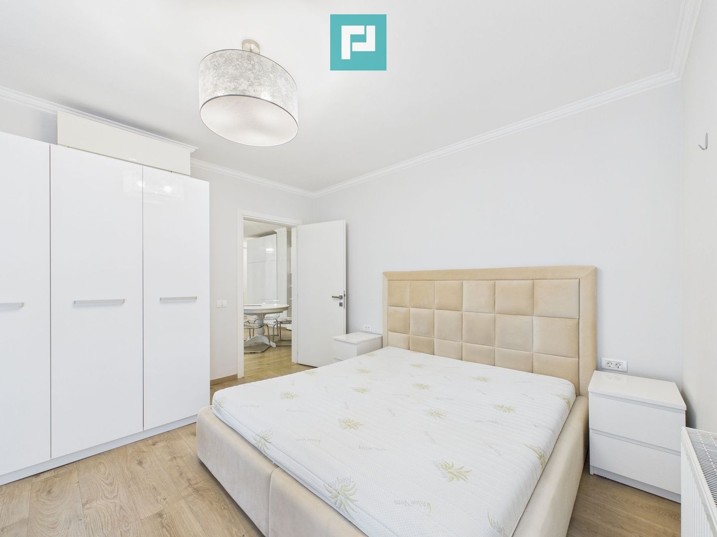 Apartament cu 3 camere și gradină - Poză 15