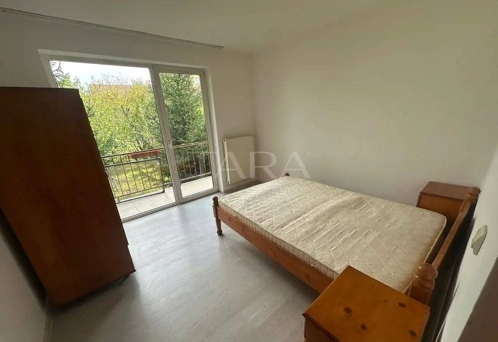 Apartament cu trei camere zona Ioan Rus, Florești. - Poză 4