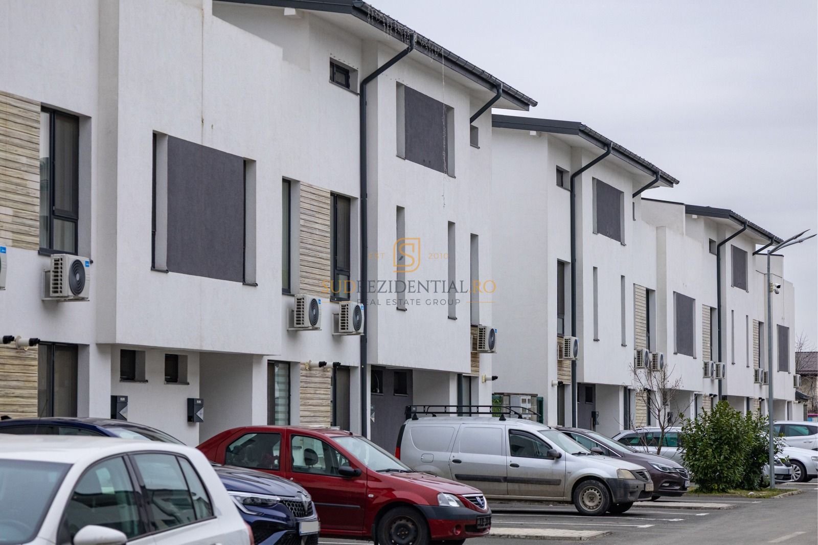 Vanzare vila 4 camere – complet mobilata si utilata, Str Teius - Poză 1