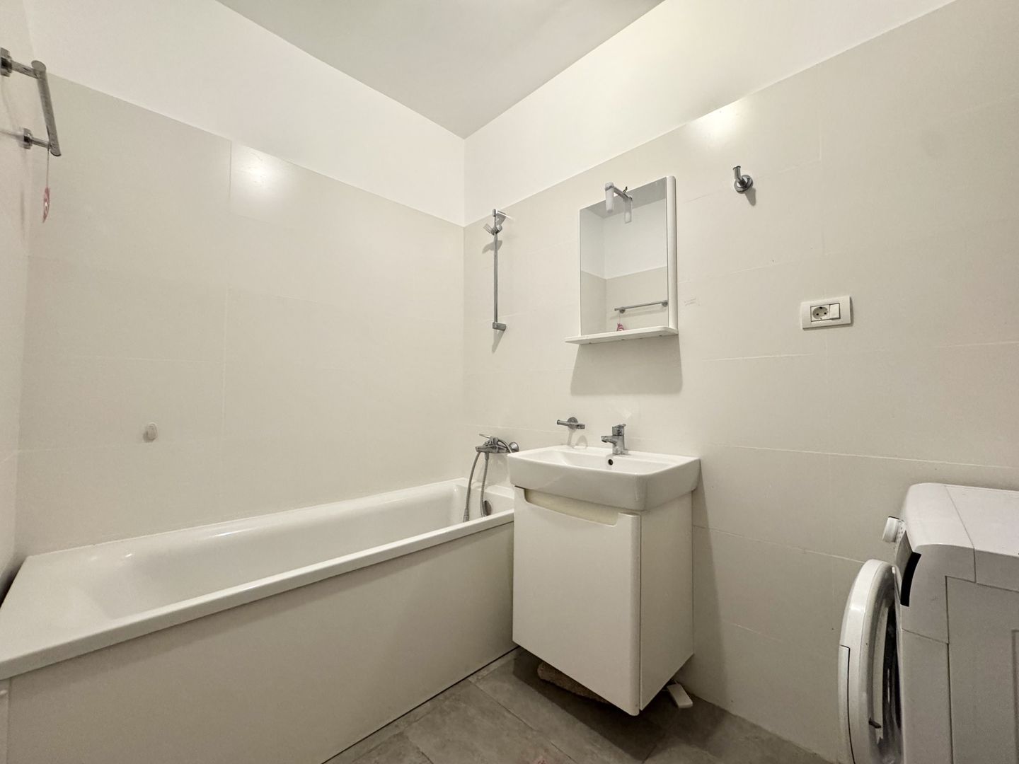 Apartament 2 camere elegant, aproape de centru, complex modern - Poză 19