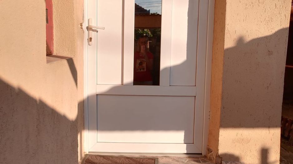 ageuropa.ro vinde casa in zona 14 Mai cu 3 cam. si teren aferent de 500mp. - Poză 1