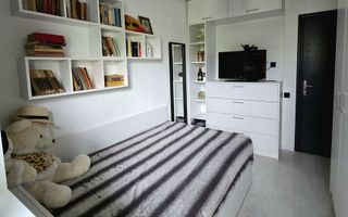 Vindem apartament cu 3 camere, Crângasi - Poză 11