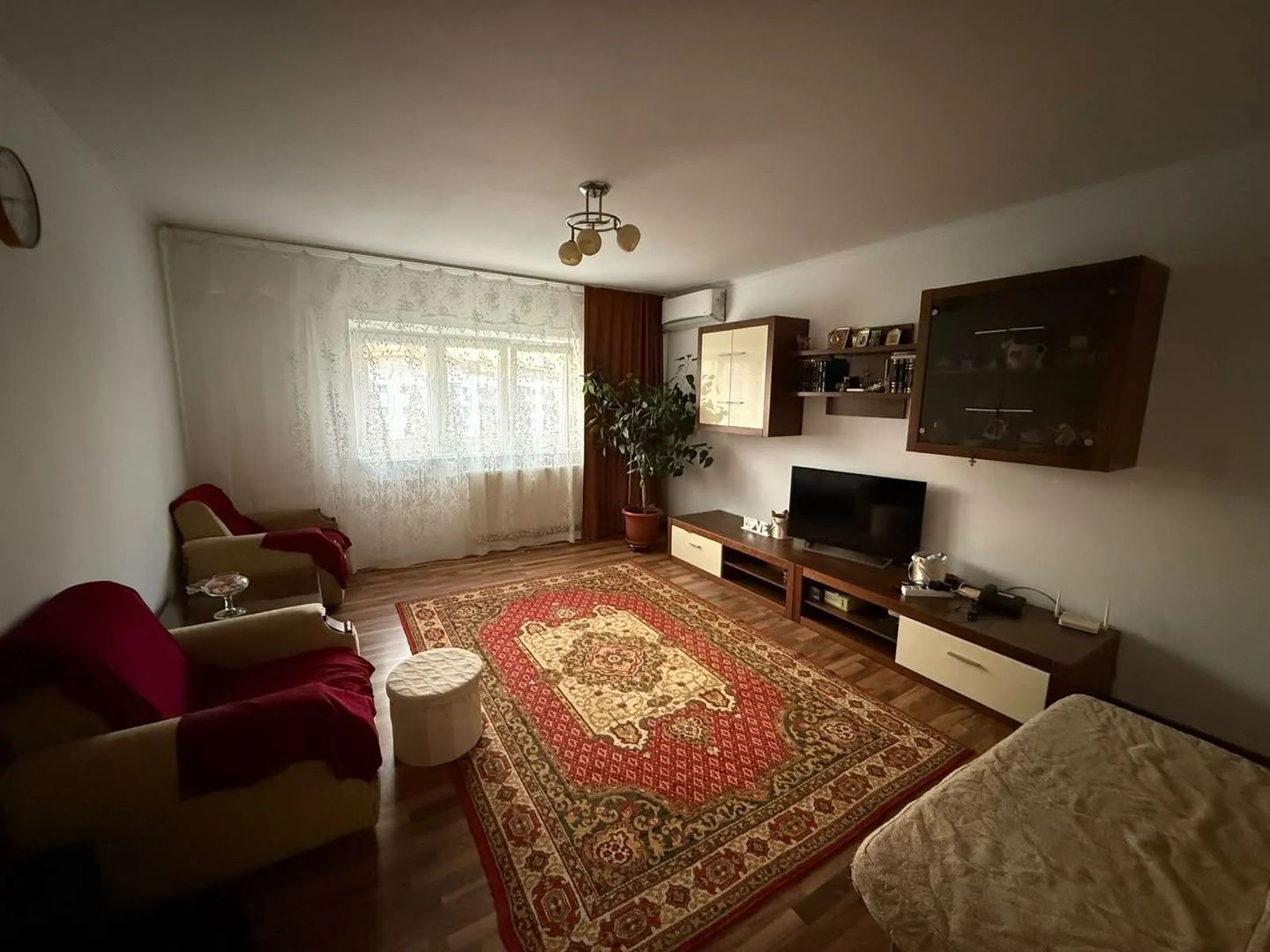 3 camere//hol H 1986 //reabilitat - Poză 1