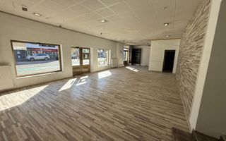 Spațiu Comercial | 110 Mp | Loc de Parcare |  Calea Dumbrăvii - Poză 2