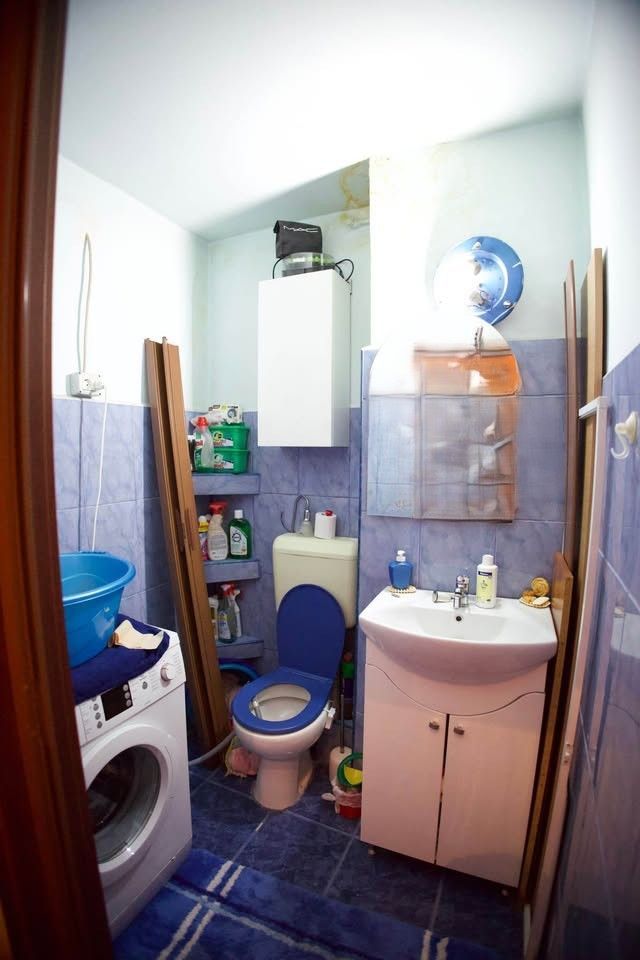 Etaj  2- 3 cam decomandat Bucovinei-Torontalului centrala proprie - Poză 3