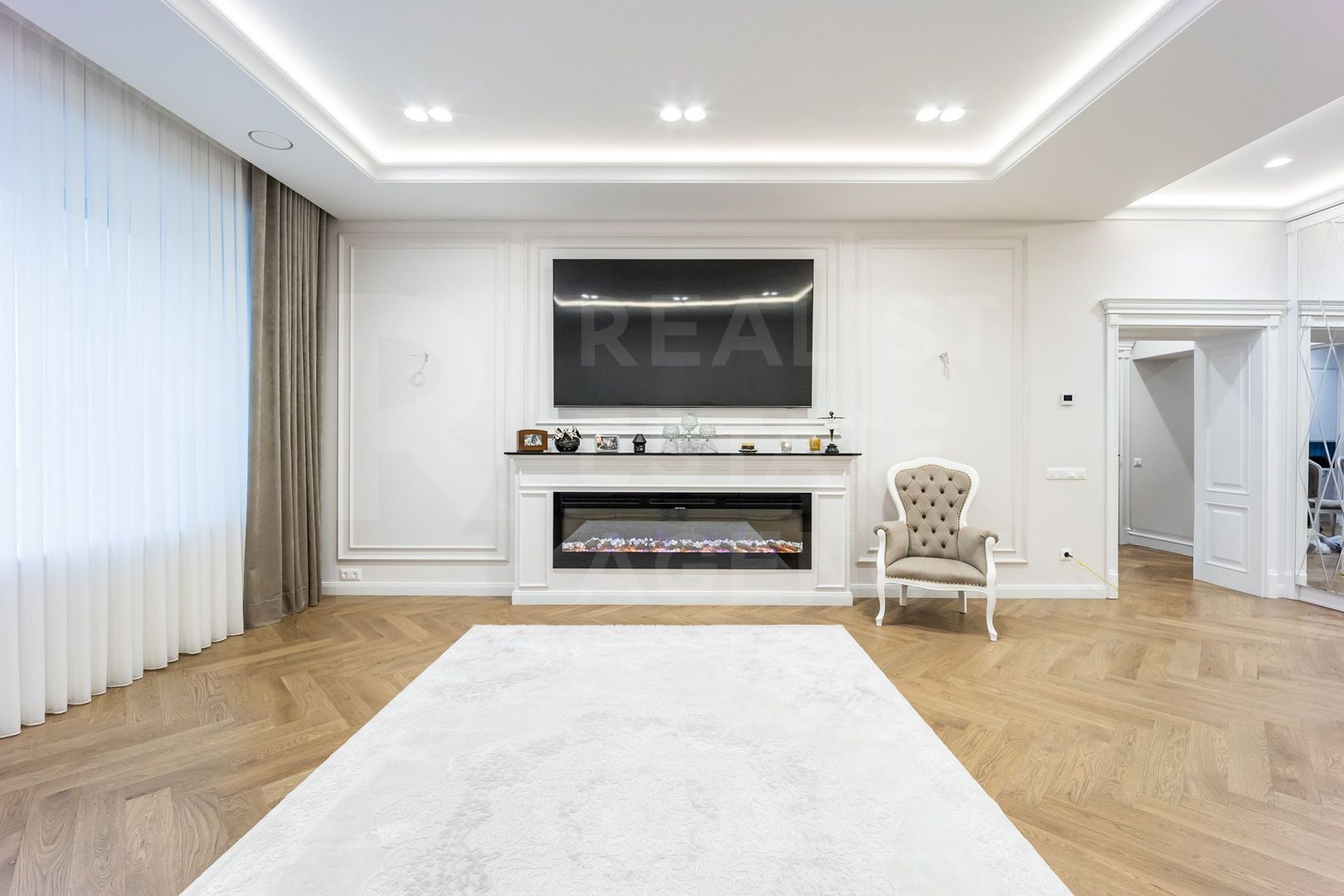 Apartament 4 camere, 160 mp, str. Nadejda Russo, Rîșcani - Poză 3