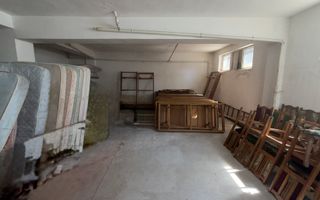 SPAȚII COMERCIALE DE INCHIRIAT ZONA ULTRACENTRALĂ CAMPULUNG - Poză 5