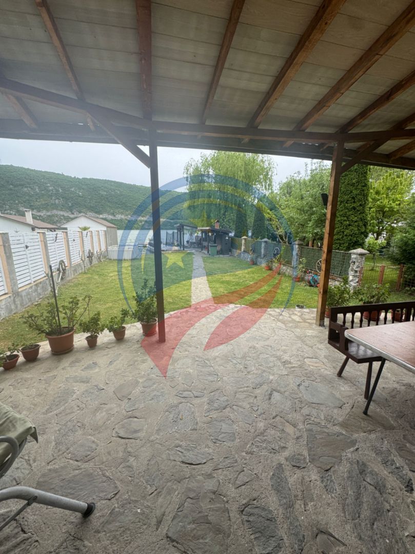 Pensiune cocheta de vanzare- Dubova-pe malul Dunării - Poză 19