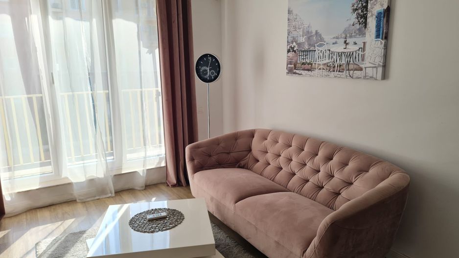 Apartament | 2 camere | Complex Cosmopolis | Parcare - Poză 2