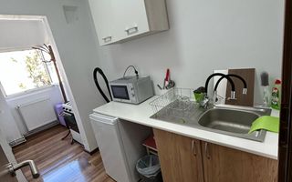 Studio complet mobilat utilat cu bucatarie inchisa in zona Sub Arini - Poză 9