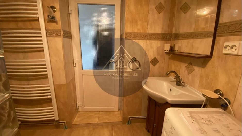 Casă cu 5 camere, Medias - Poză 15