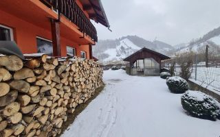 In regiune pitoreasca, cu view montan, Moeciu de Jos, Bran, Brasov - Poză 36