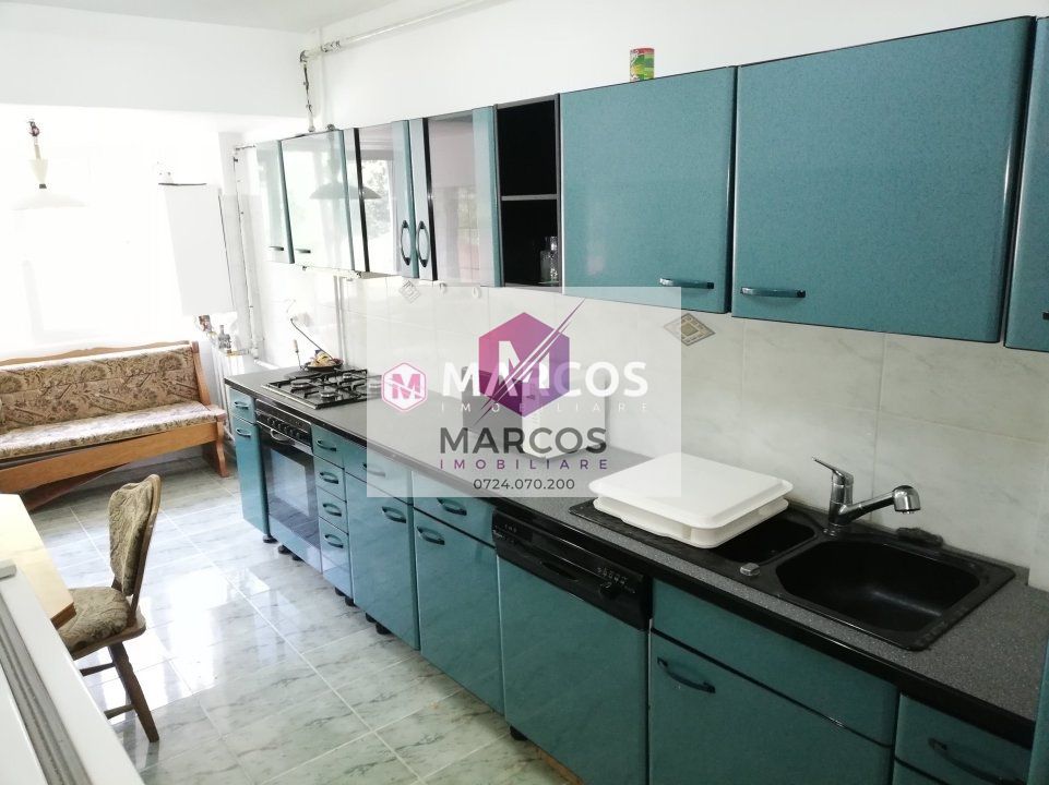 Apartamwnt 4 camere, et.8, Central, ID 491 - Poză 1
