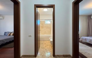 APARTAMENT ULTRACENTRAL CU 4 CAMERE LA INCHIRIERE - Poză 10