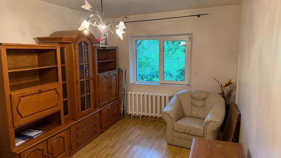 Apartament cu 3 camere, etaj 2, mobilat și utilat, zona GARA - Scoala 8; - Poză 4