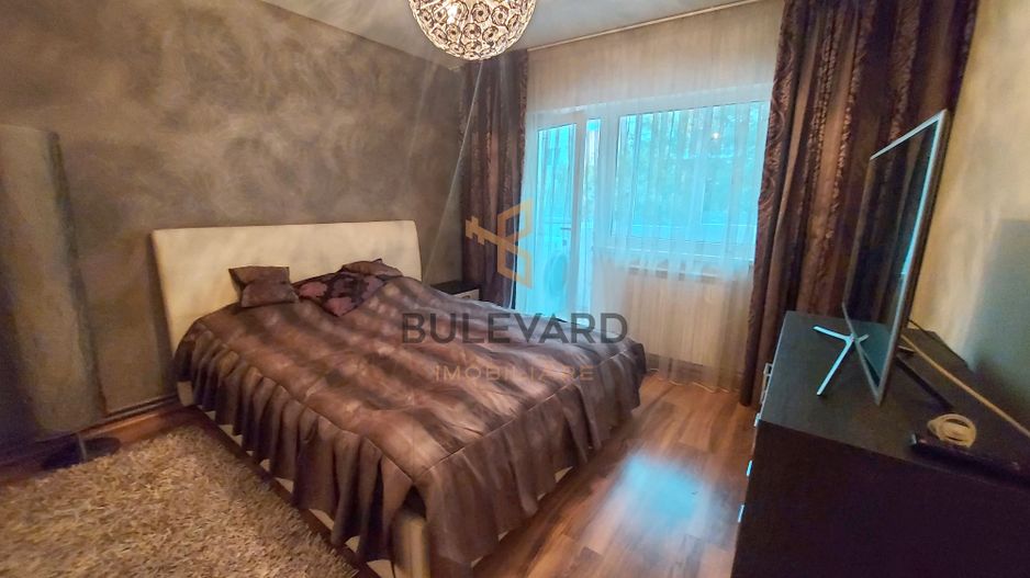 Apartament cu 4 camere decomandate B-dul 21 Decembrie 1989! - Poză 8