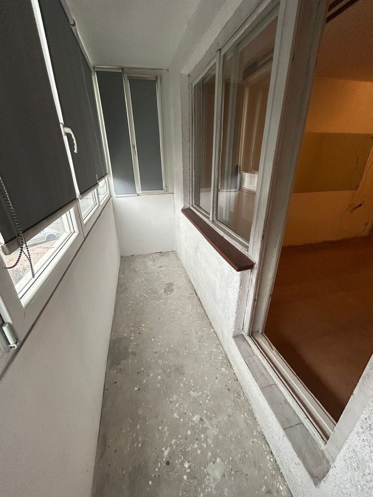 Vânzare apartament  dec.2 camere, 2 balcoane, bloc 77, Titan- 7 min metrou - Poză 7