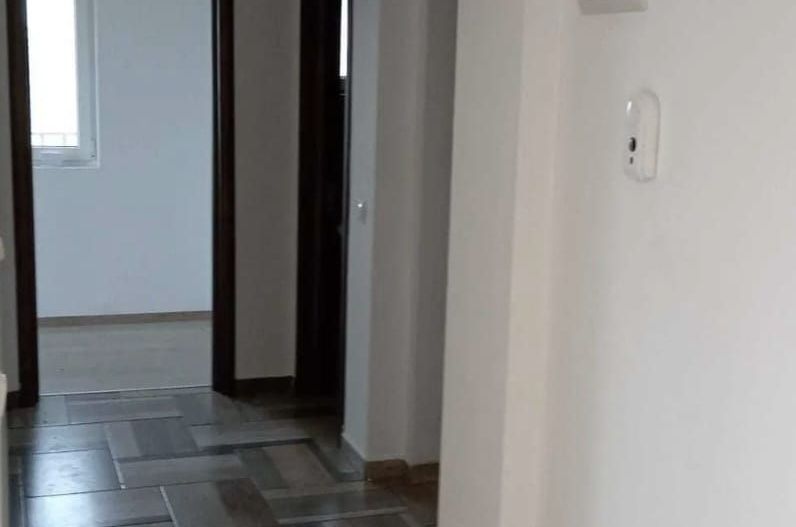 OTOPENI,  APARTAMENT 2 CAMERE - Poză 3