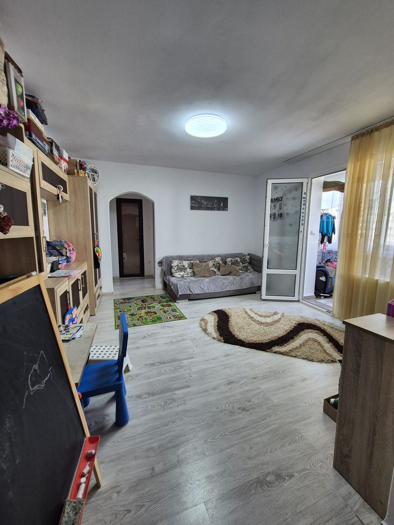 Apartament 2 Camere Zona 1 Decembrie 1918/Titan - Poză 1