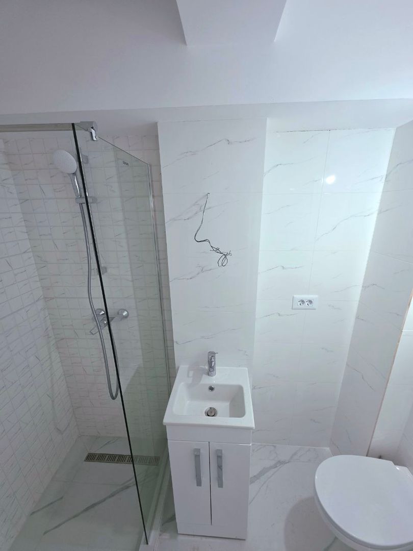 Apartament cu 3 camere în București, România - Poză 6