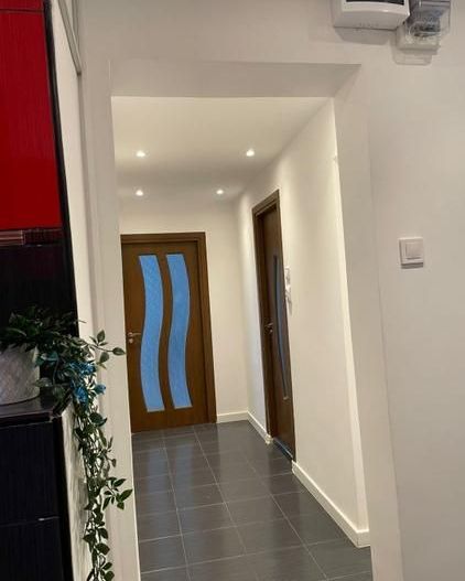 Închiriere Apartament cu 2 camere, 3 min metrou Dristor, complet utilat 🚇 - Poză 4