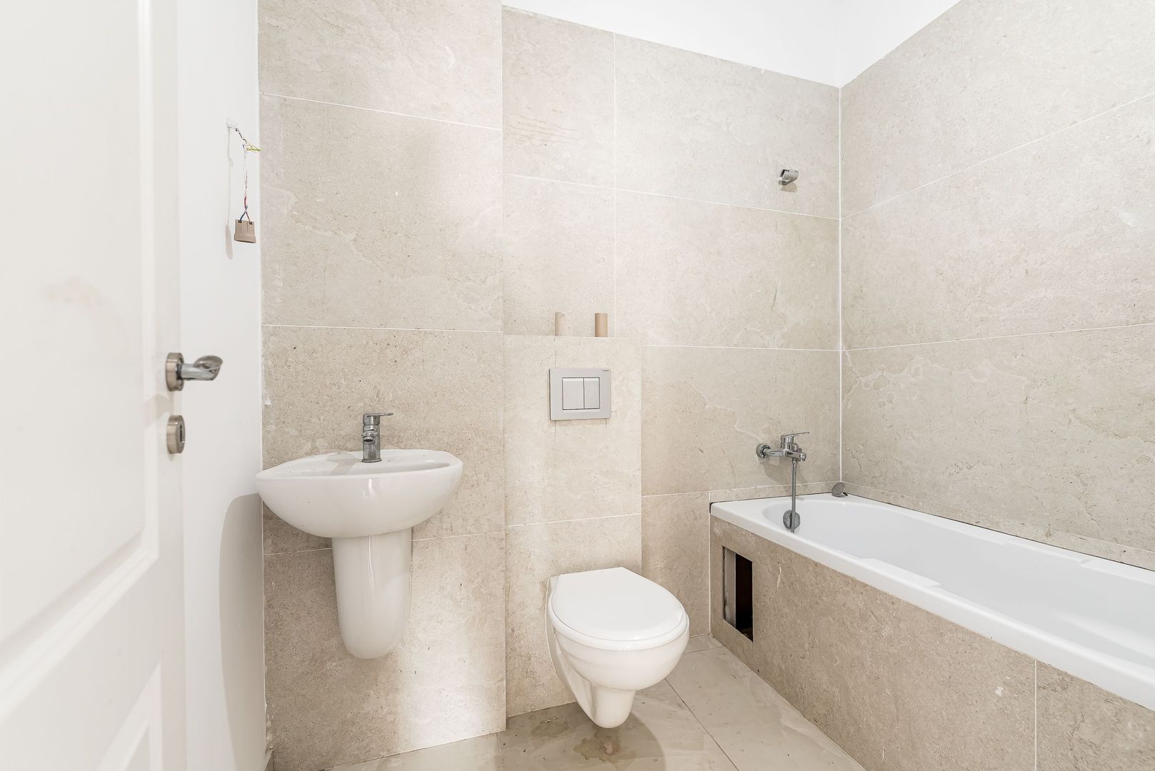 Apartament 3 camere în bloc finalizat – Micalaca | Parcare inclusă - Poză 10