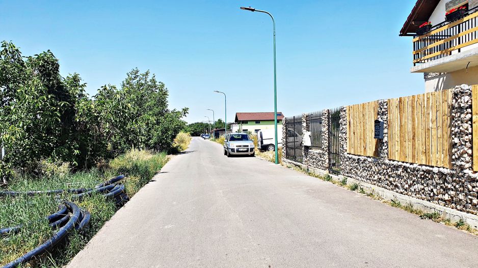 Stupini str Coronitei pretabil case individuale sau insiruite,parcelabil - Poză 2