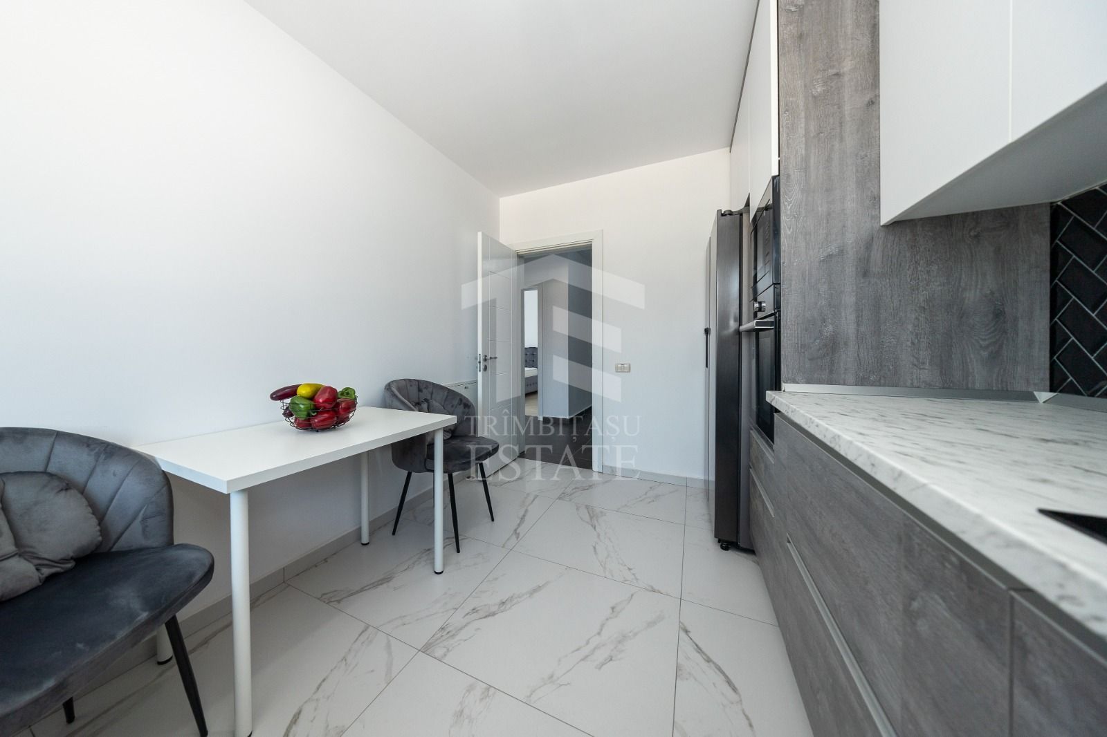 Subcetate|Coresi-Apartament 2 camere 60 mp+loc de parcare - Poză 18