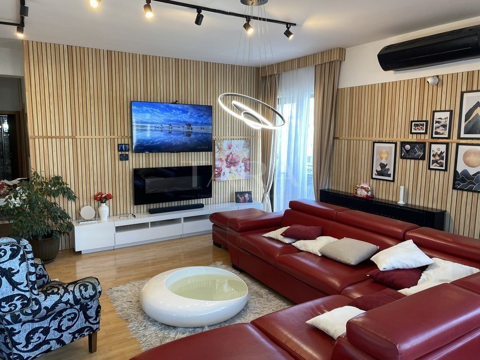 Penthouse spectaculos cu terasă de 80 mp și piscină privată, Manastur - Poză 1