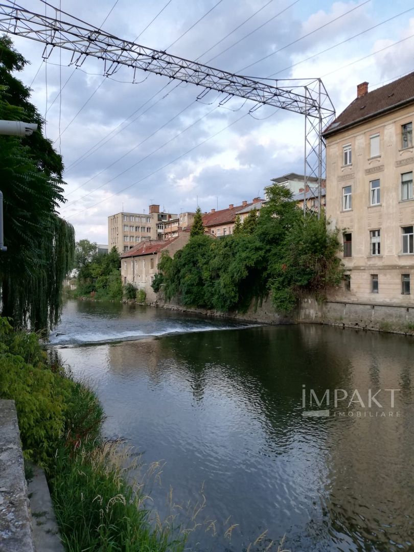 Apartament modern cu 2 camere in centrul orasului view spre somes - Poză 6