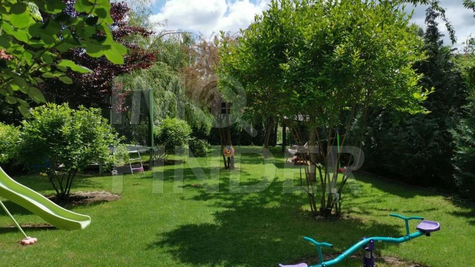 Vanzare casa individuala in Andrei Muresanu, teren 912 mp - Poză 4