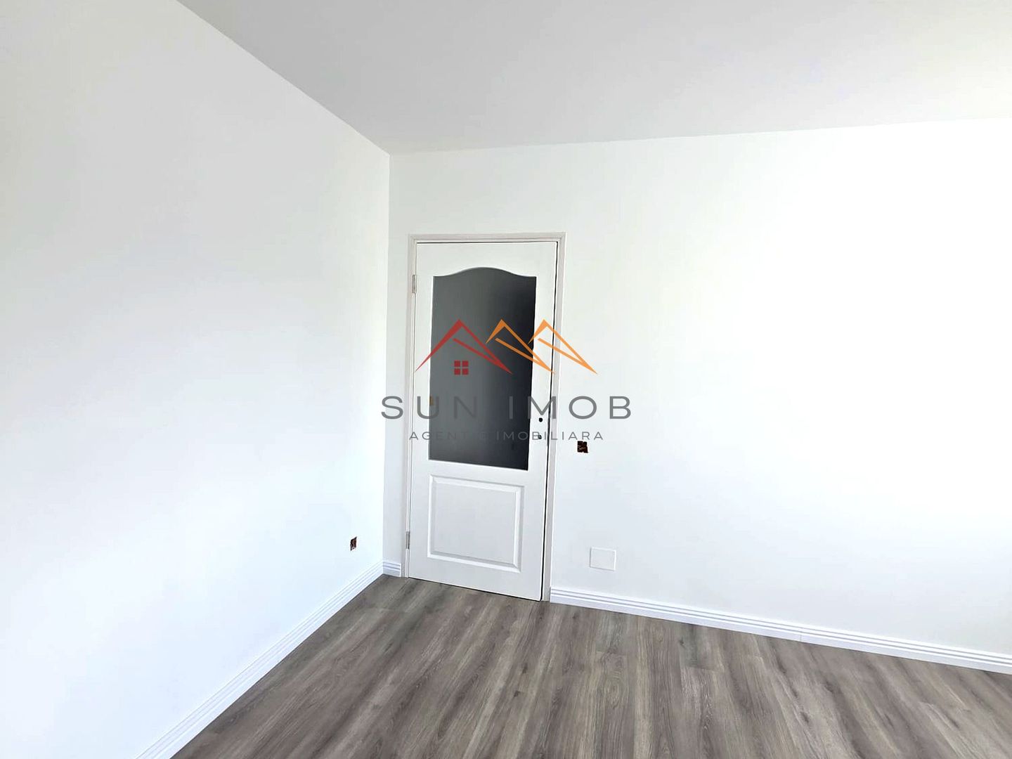 Apartament 3 camere renovat | Centrală proprie | Câmpina | Central - Poză 5