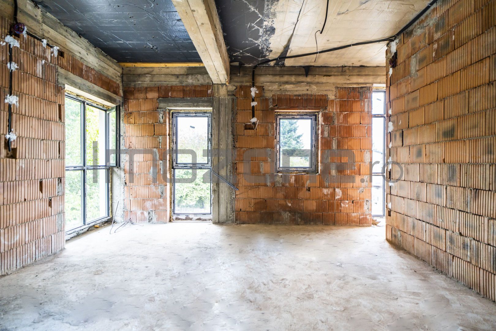 Apartament 3 cam., 2 bai, 2 balc., bloc nou, finisat la cheie, centrala termica - Poză 4