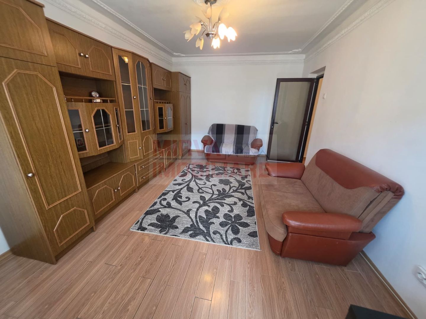 Apartament 2 camere de inchiriat – zona Republicii, mobilat si utilat - Poză 2