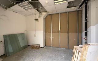 SAD - Spatiu comercial de 66 mp Central langa Piata 700 - Poză 4