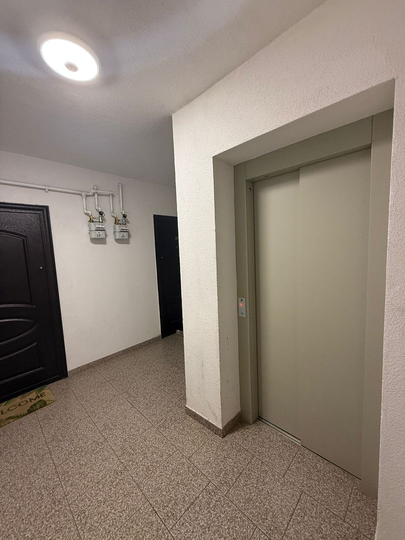 Giroc-Eso | 2 Camere | Lift | Loc de parcare | Mobilat si utilat - Poză 11