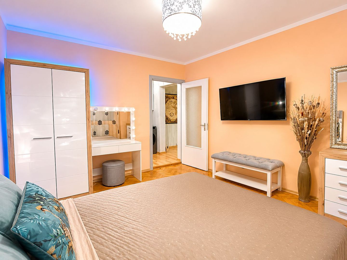 Comision 0%, Apartament 3 Camere, Decomandat, Etaj 3, Garaj, Aradului - Poză 2