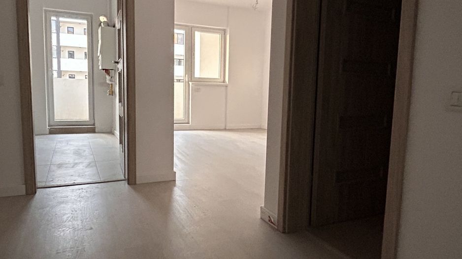 DECOMANDAT ! Garsoniera 52400 Euro metrou Berceni Biruintei - Poză 4