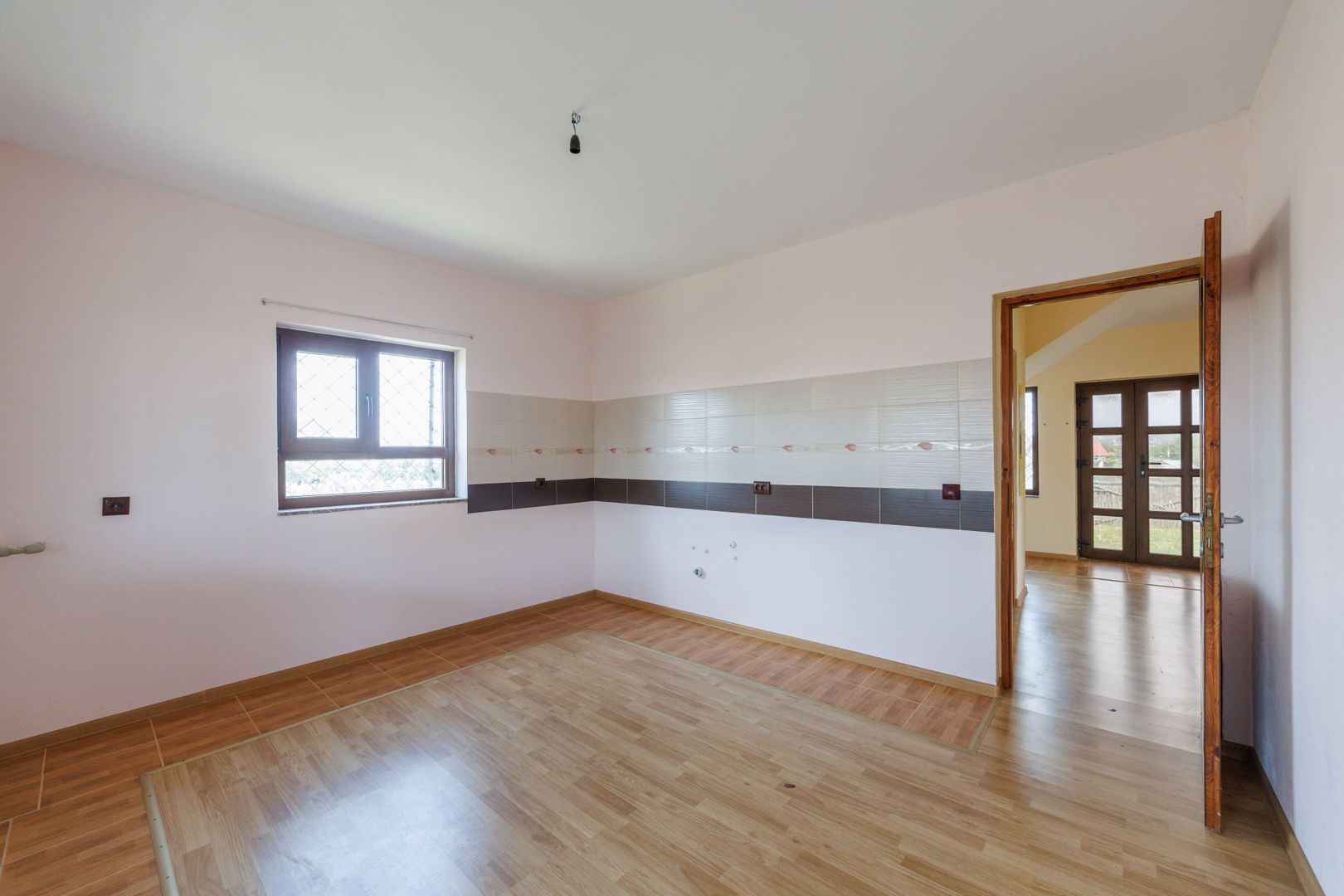 Casa P+M cu 6 camere si teren de 705 mp | Pitesti – Strada Zborului - Poză 26