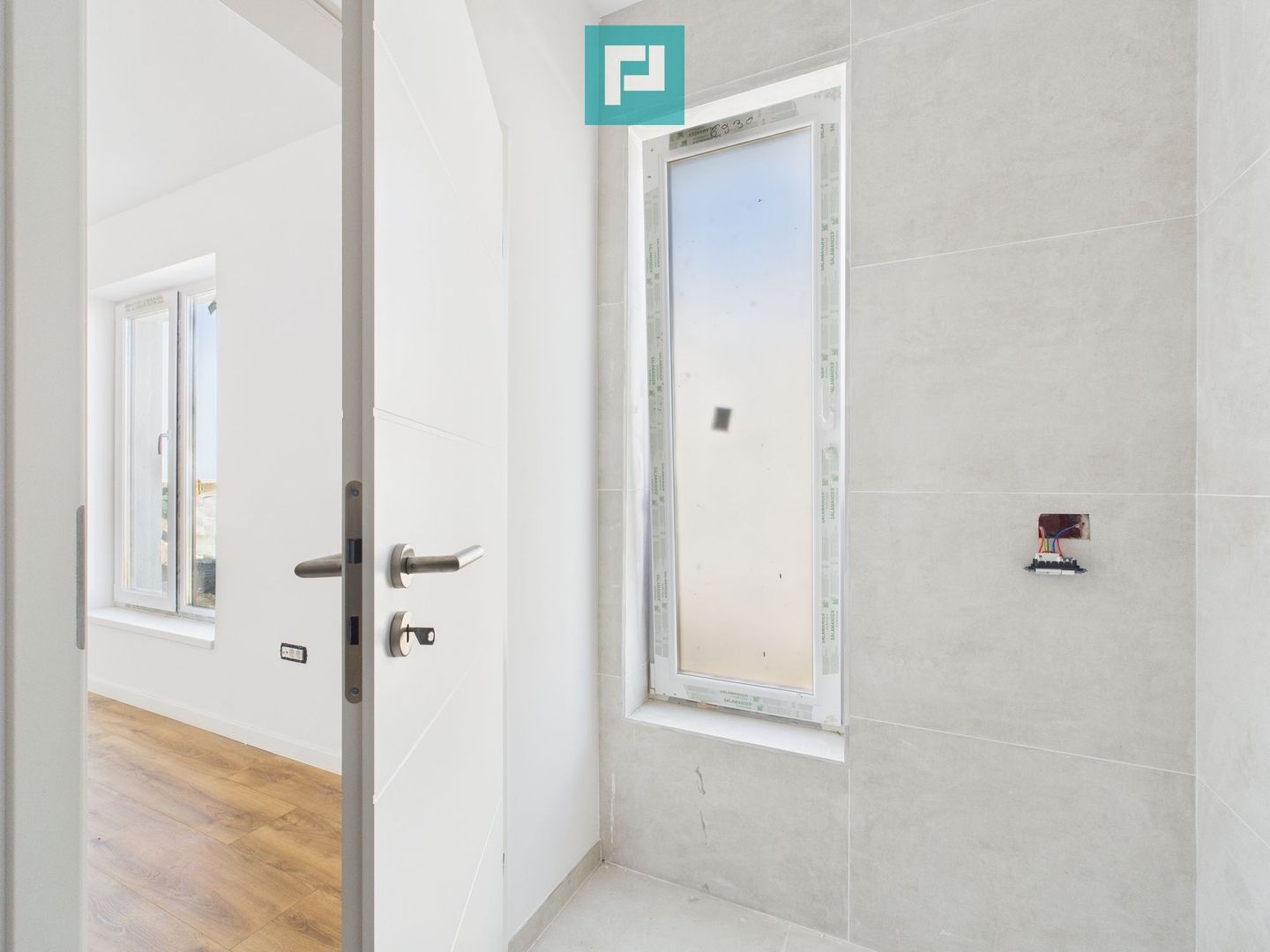 Casă modernă pe parter în Giarmata - Poză 15