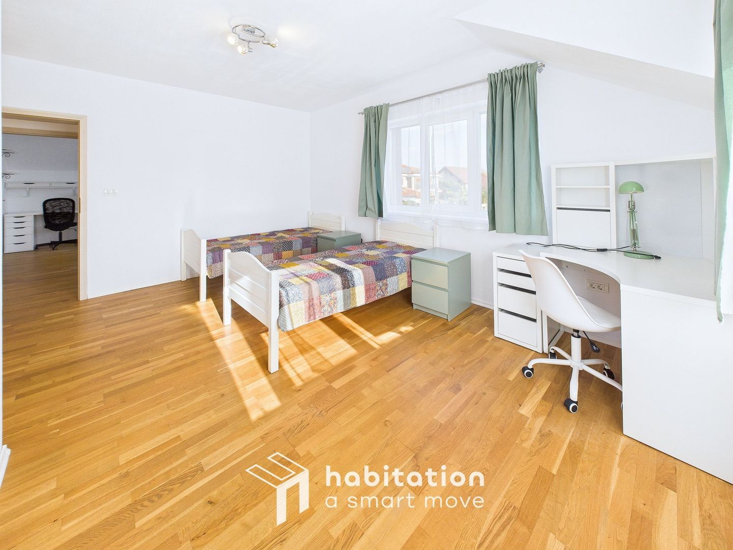 Casă individuală  în Dumbrăvița – liniște, spațiu și lumină naturală - Poză 18