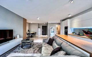 Apartament 2 camere 66 mp, zona Central - Poză 6
